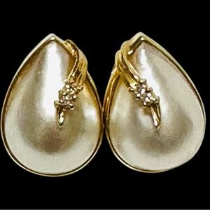 Diamond Mabe Pearl 14K Gold Stud Earrings 5.9 Grams